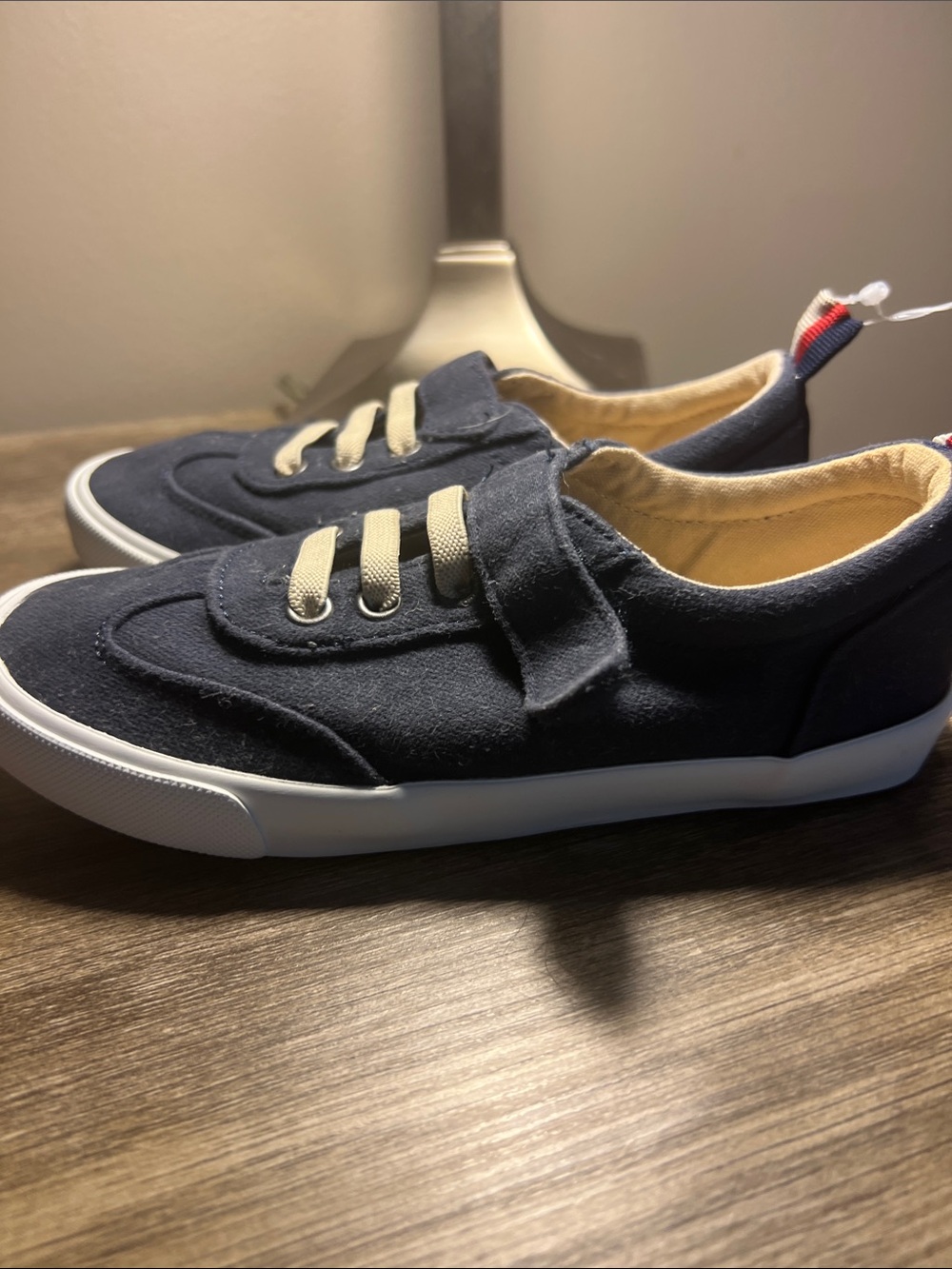 Old Navy Navy Canvas Kids Sneakers with Cream Accents stock (23) - Picture 4 of 8